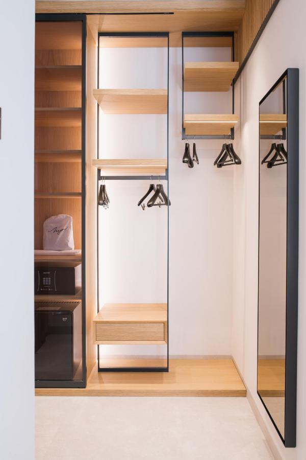 Myr Puerta Serranos Valencia Exterior foto