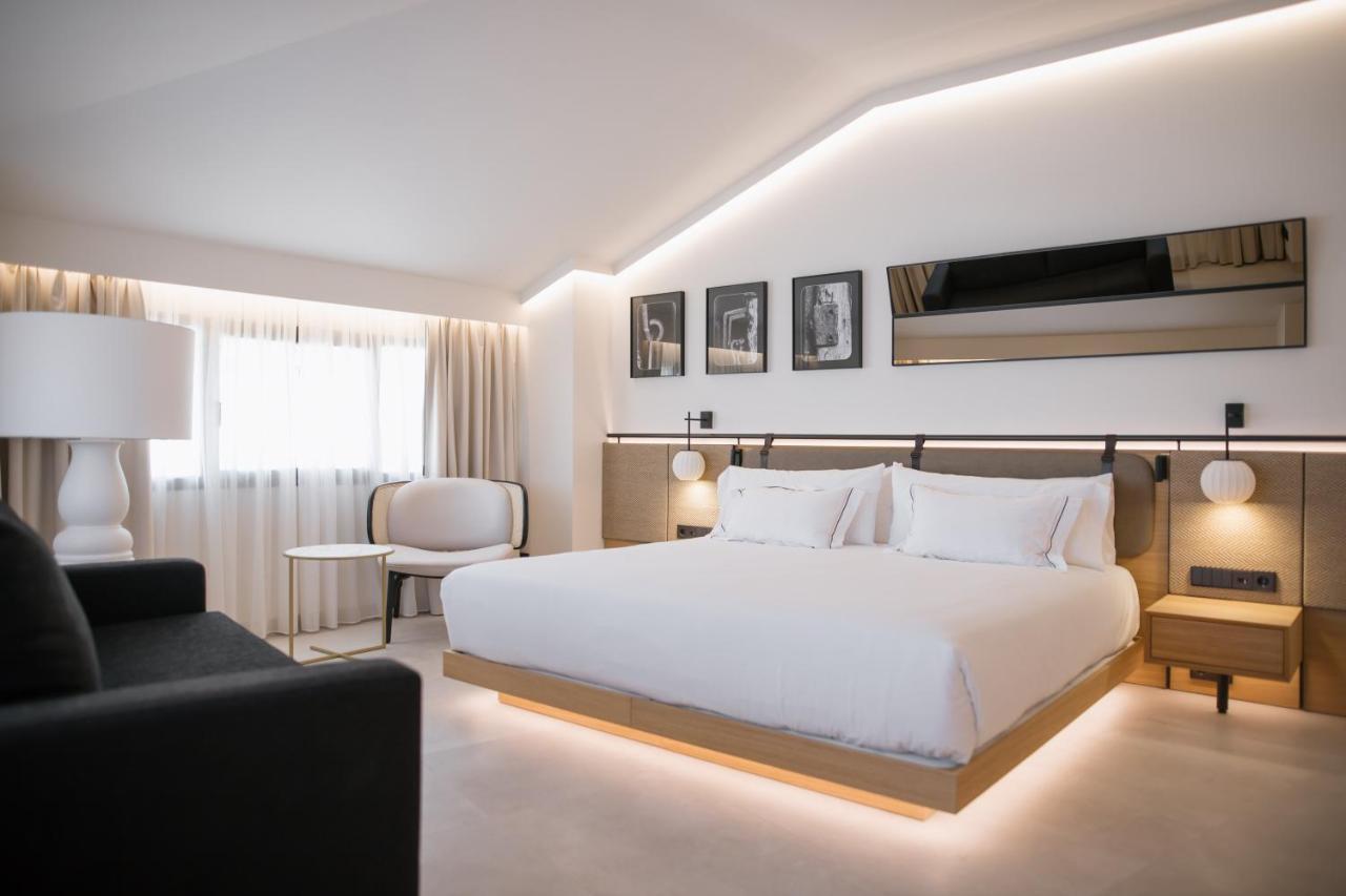 Myr Puerta Serranos Valencia Exterior foto
